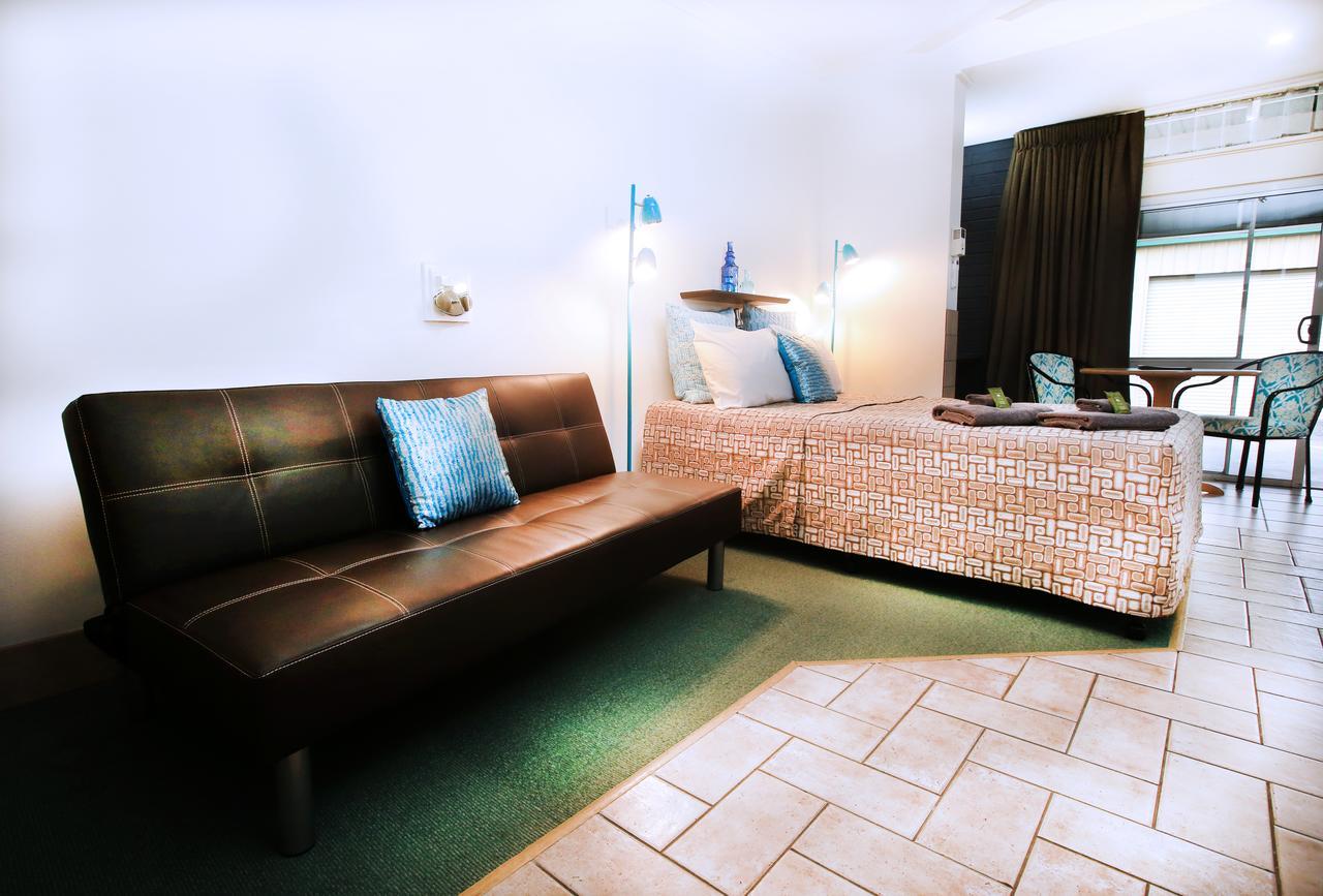 Central Motel Gin Gin 외부 사진