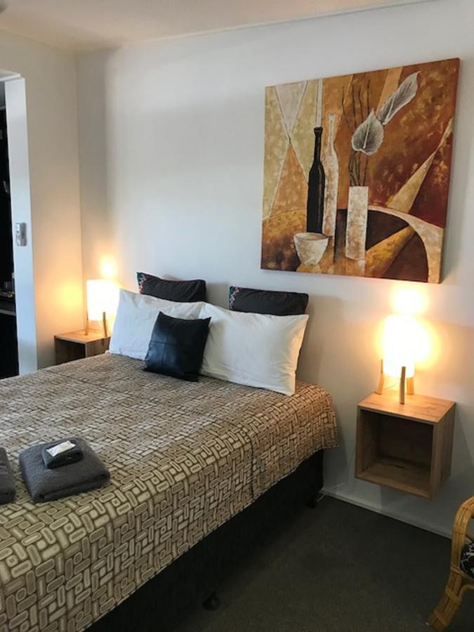 Central Motel Gin Gin 외부 사진